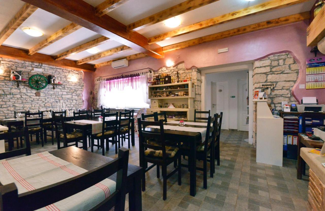 Bed And Breakfast Casa Rustica Vodnjan Exteriér fotografie